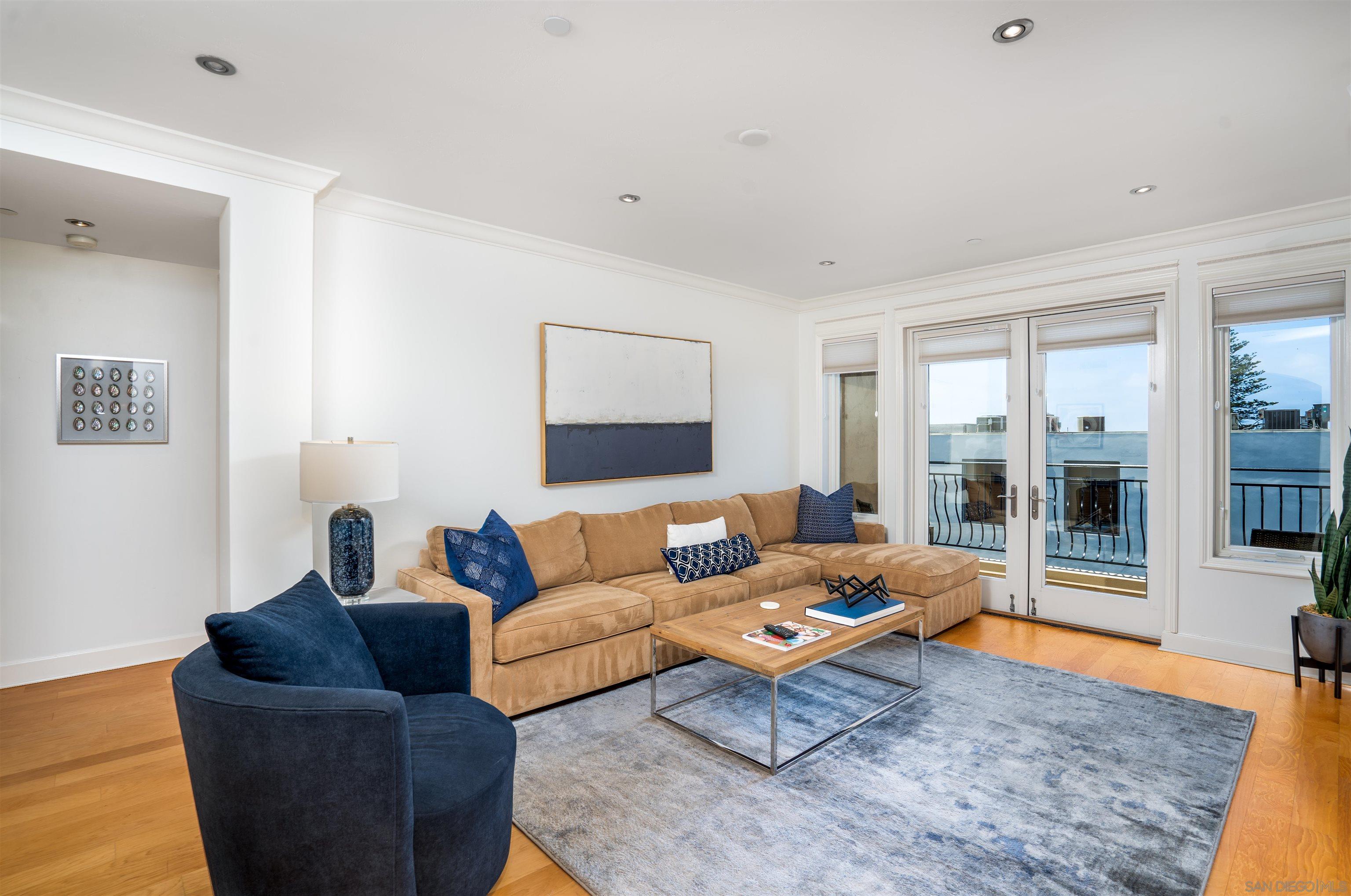 1000 Genter St 304