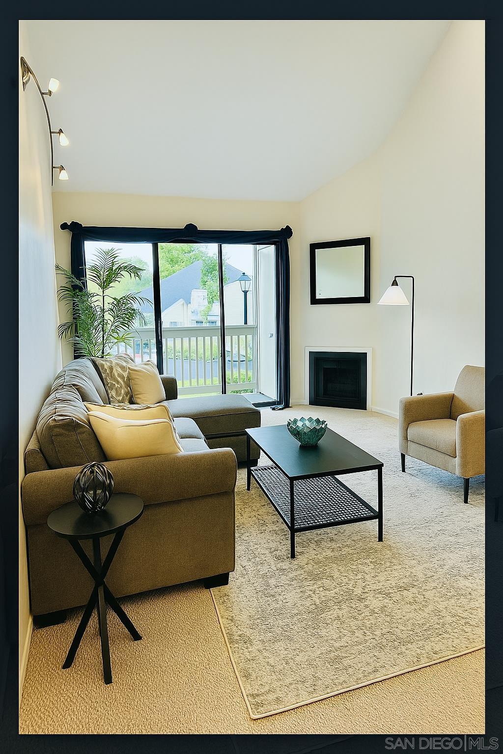 12283 Carmel Vista Rd 216