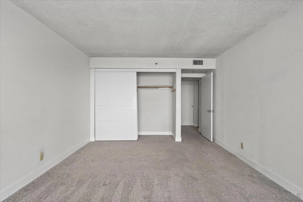 Coronado, California 92118, United States, 2 Bedrooms Bedrooms, ,2 BathroomsBathrooms,Residential,Pending,133907