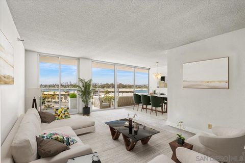 1820  Avenida Del Mundo  308 Coronado CA 92118