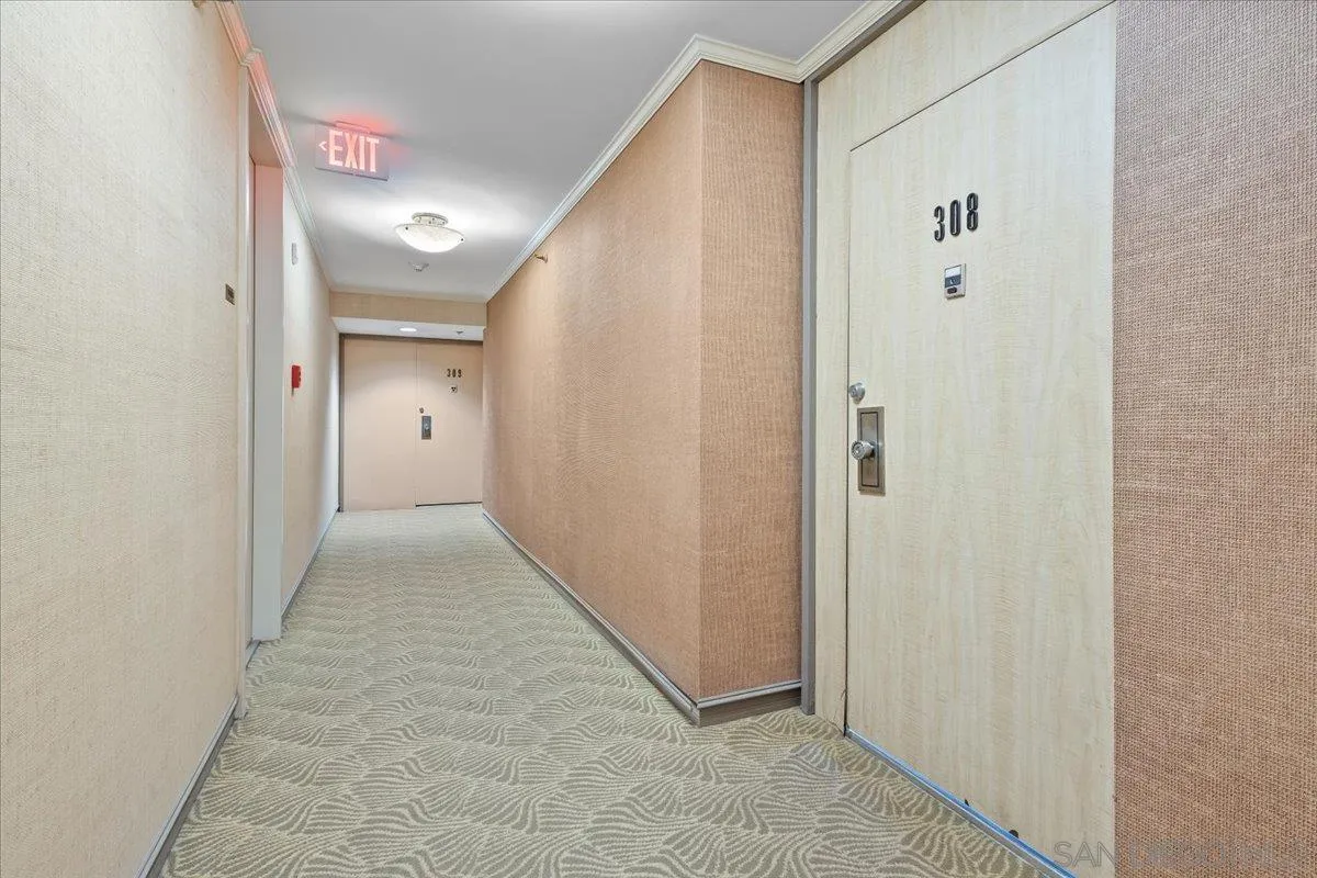 Coronado, California 92118, United States, 2 Bedrooms Bedrooms, ,2 BathroomsBathrooms,Residential,Pending,133907