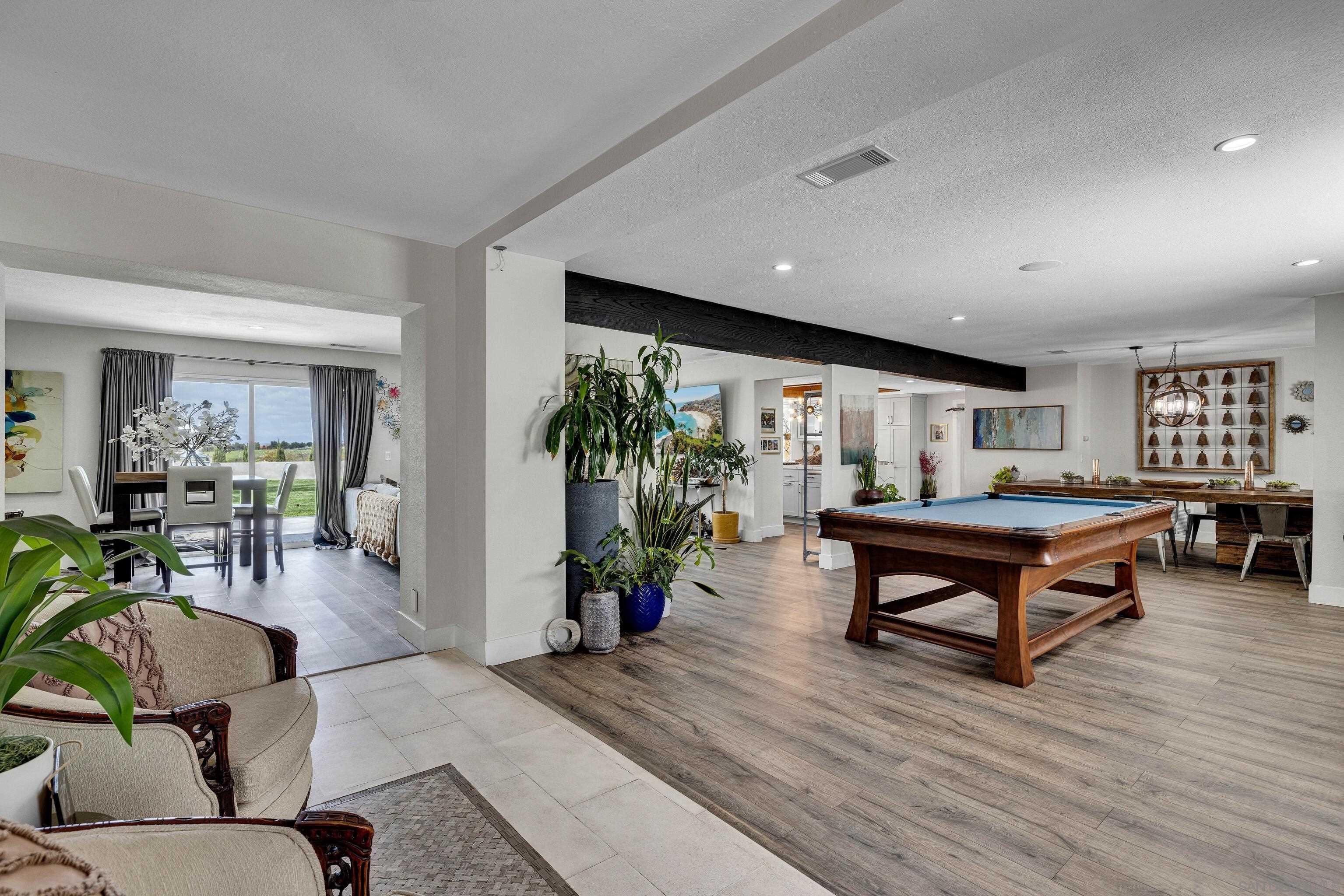 37389 Avenida Chapala