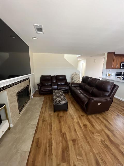 904 Israel Ct