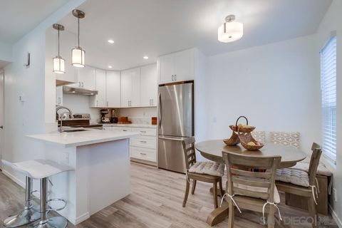 8795  Gilman Dr  E La Jolla CA 92037
