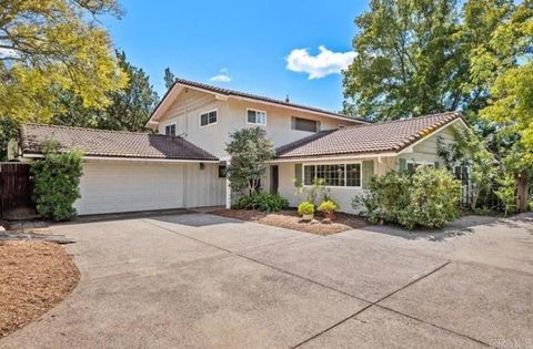 1479 Los Amigos Fallbrook CA 92028