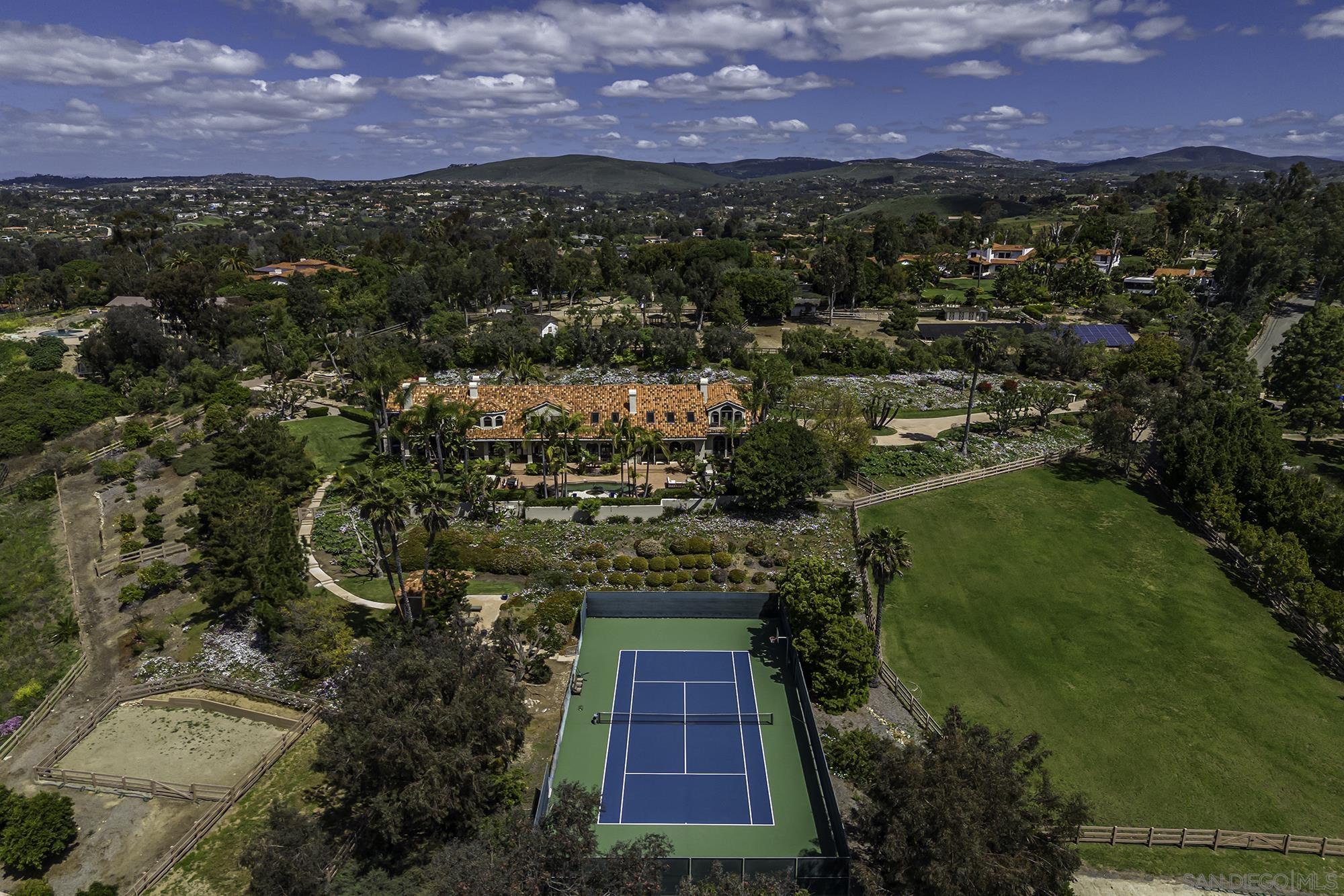 5305 La Crescenta