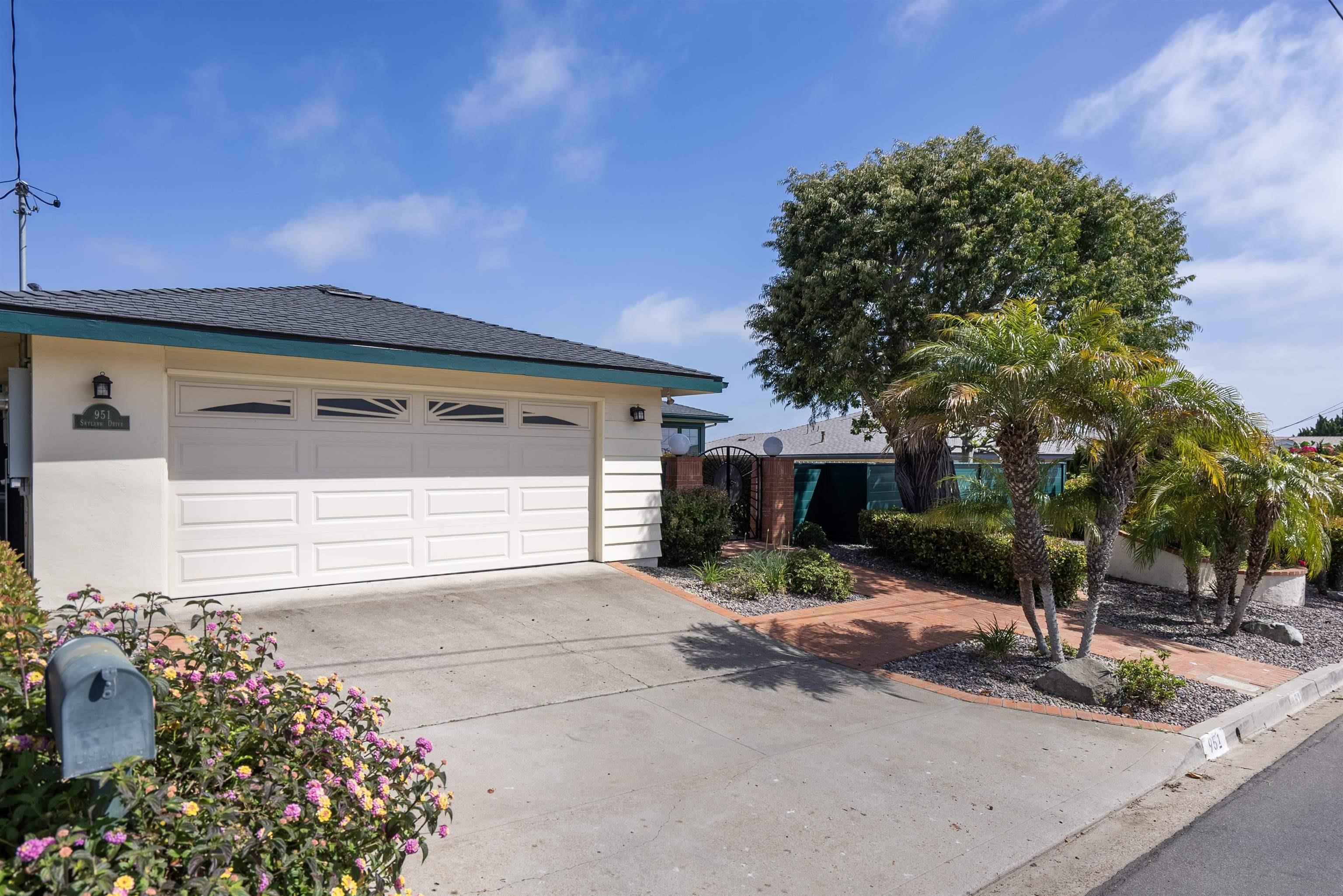 951 Skylark Dr