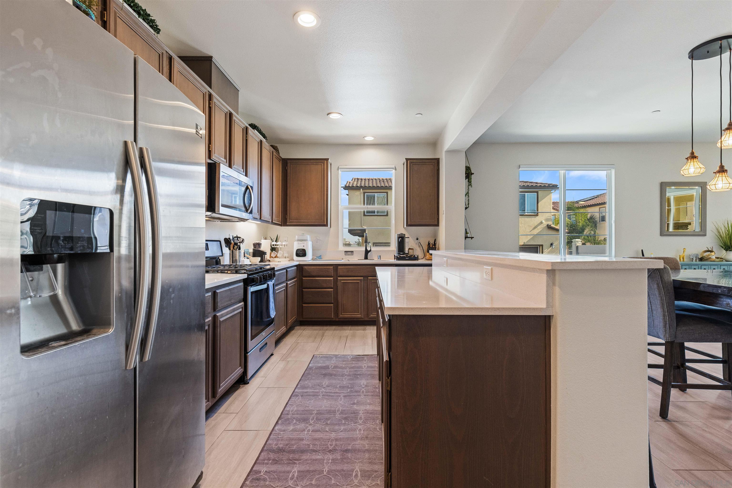 1718  Signature Place  3