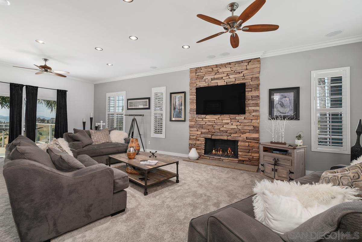 1712 Horizon Heights Circle