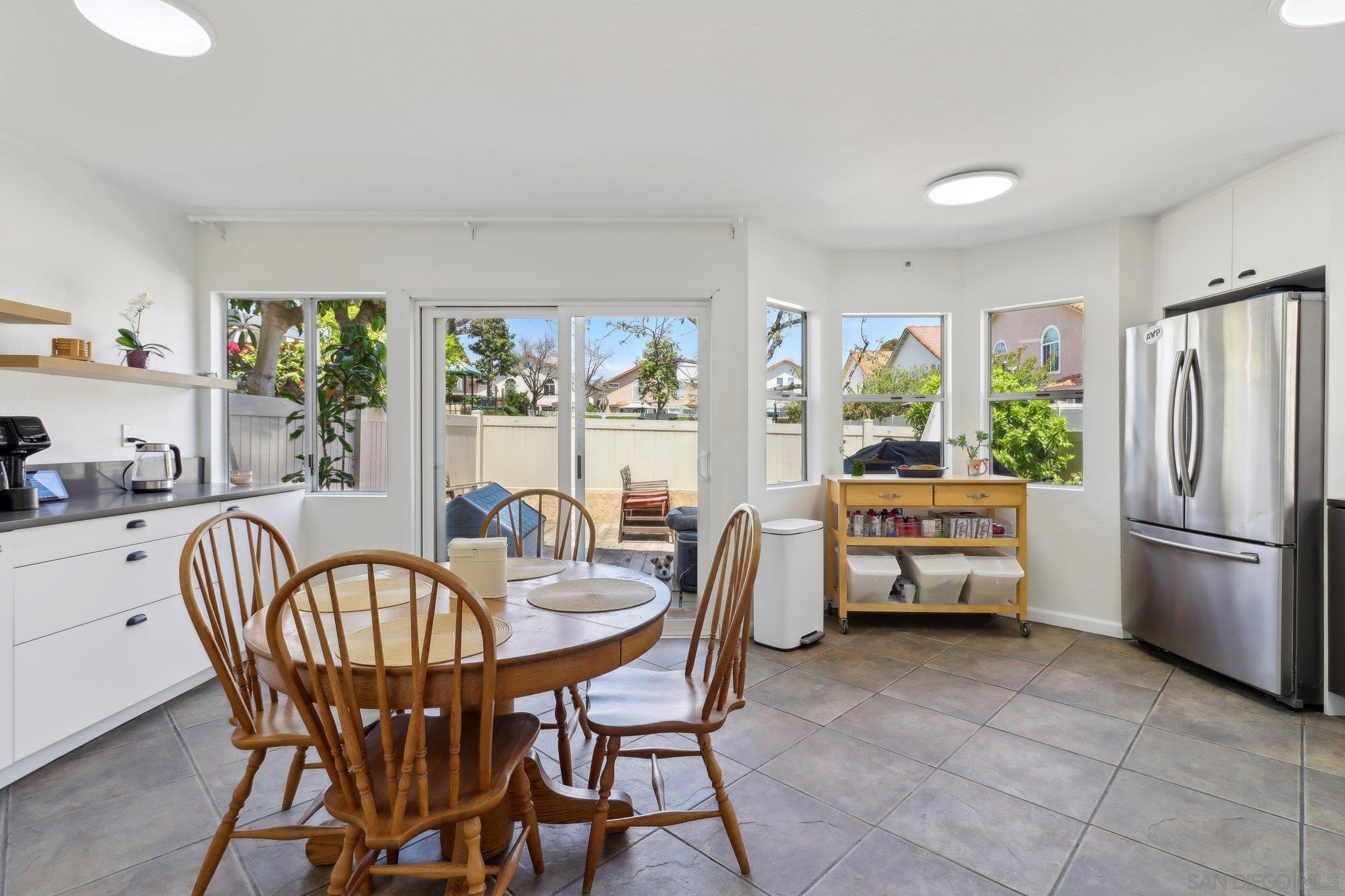 1716 Promenade Circle