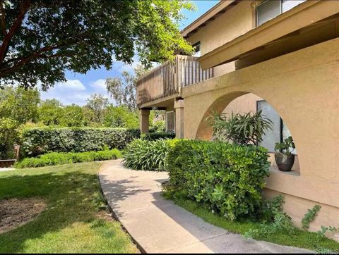 8962 Fletcher Valley Dr. Santee CA 92071