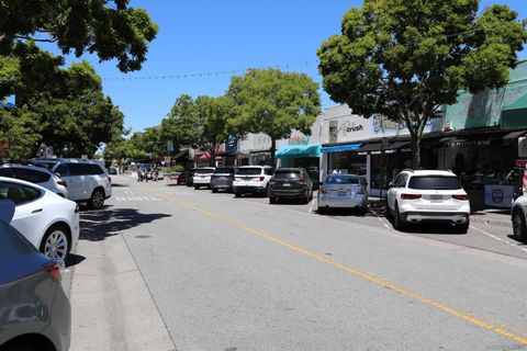 653-657  Laurel Street San Carlos CA 94070