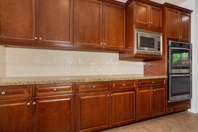 937 Hydra Court