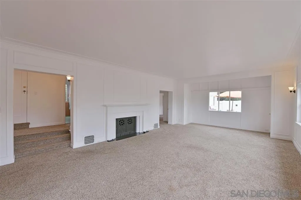 La Jolla, California 92037, United States, 5 Bedrooms Bedrooms, ,3 BathroomsBathrooms,Residential,Pending,31159