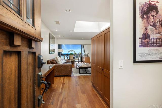 1552 CAMINO DEL MAR