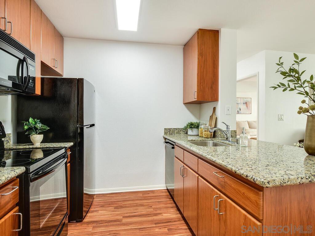 1435 India St 215