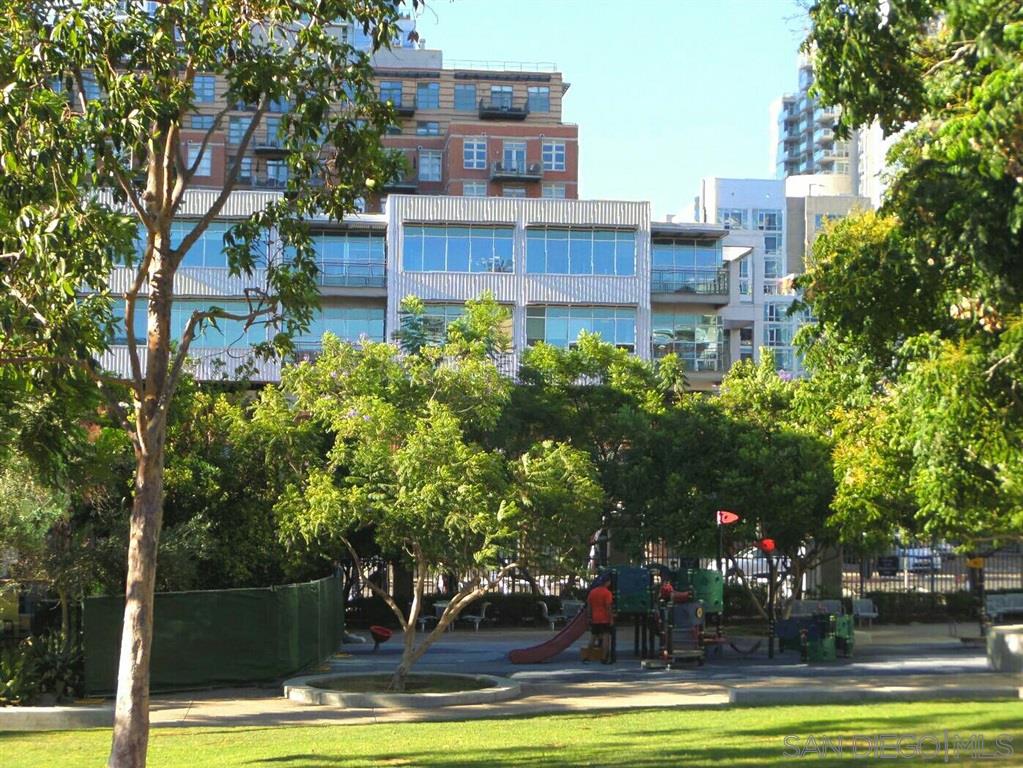 406 9th Avenue Suite 207