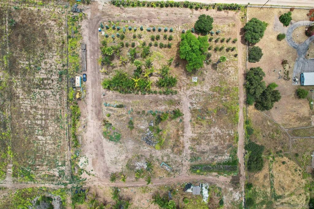 Photo of 14930 Shanteau Dr, El Cajon, CA 92021 (MLS # 250023508)