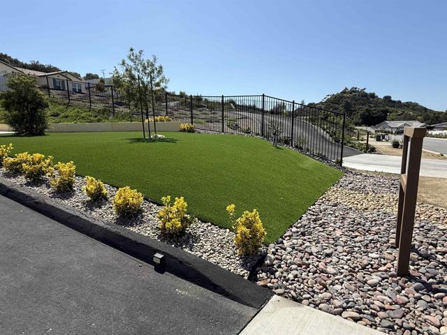 27983 Evergreen Way