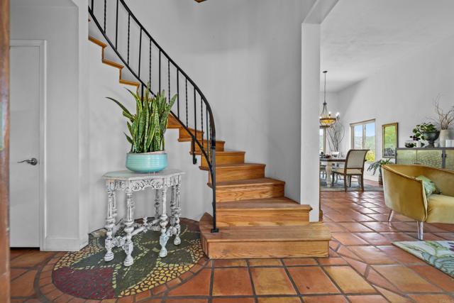 979 Canyon Heights Road