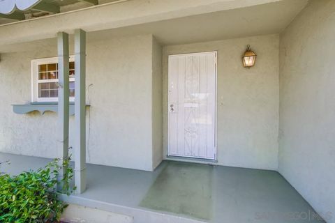 5233  Reynolds St San Diego CA 92114