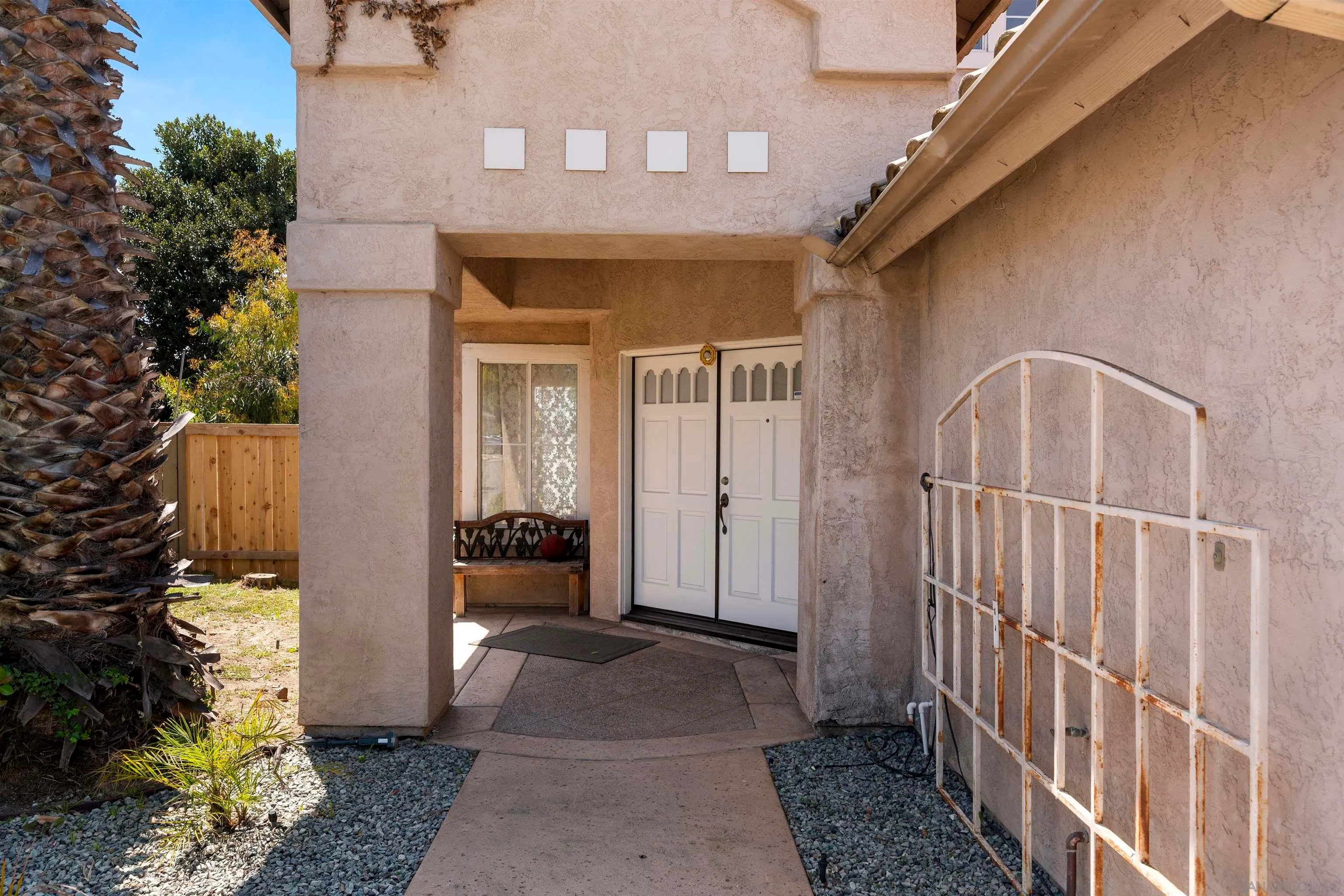 Chula Vista, California 91915, United States, 4 Bedrooms Bedrooms, ,3 BathroomsBathrooms,Residential,Pending,119274