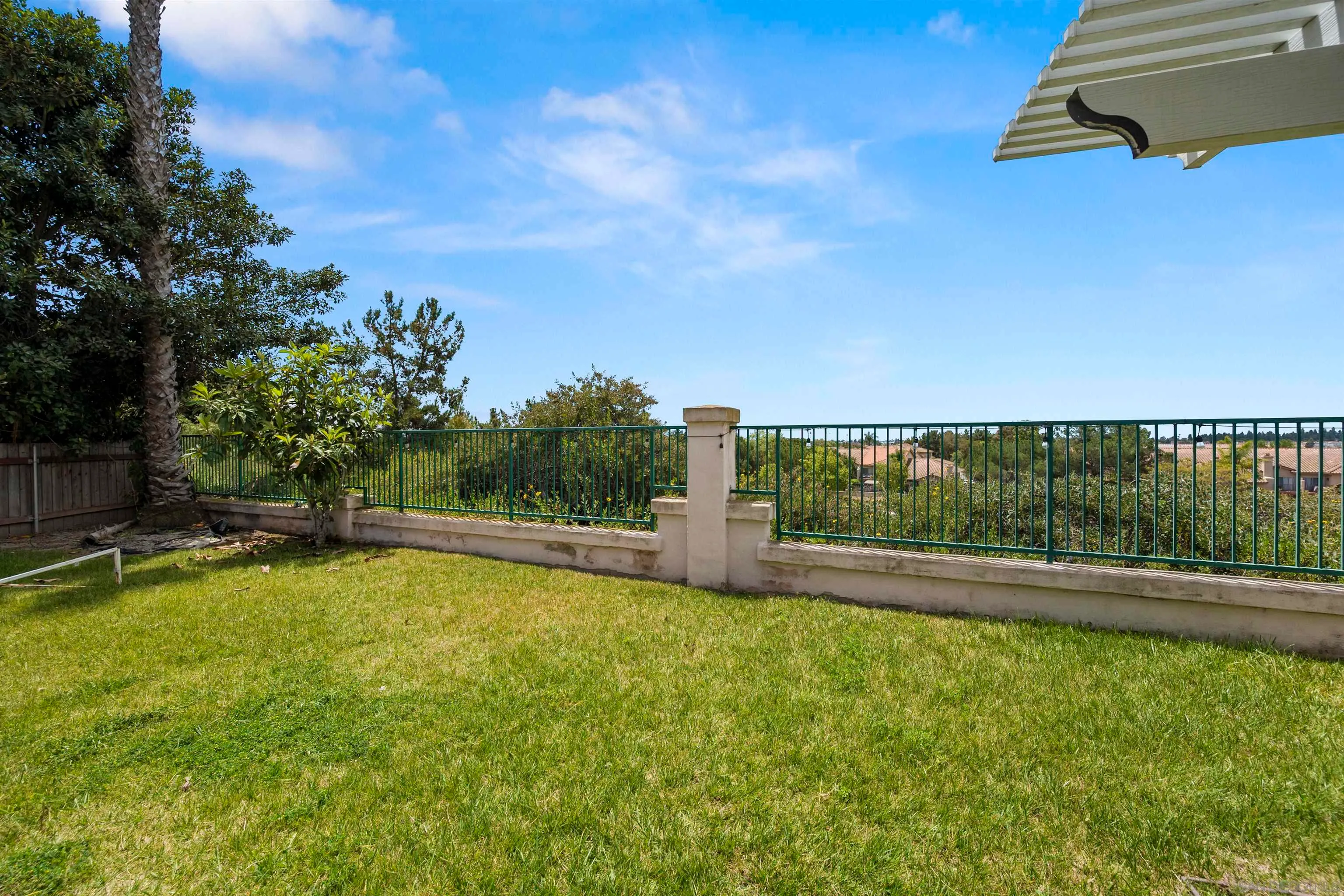 Chula Vista, California 91915, United States, 4 Bedrooms Bedrooms, ,3 BathroomsBathrooms,Residential,Pending,119274