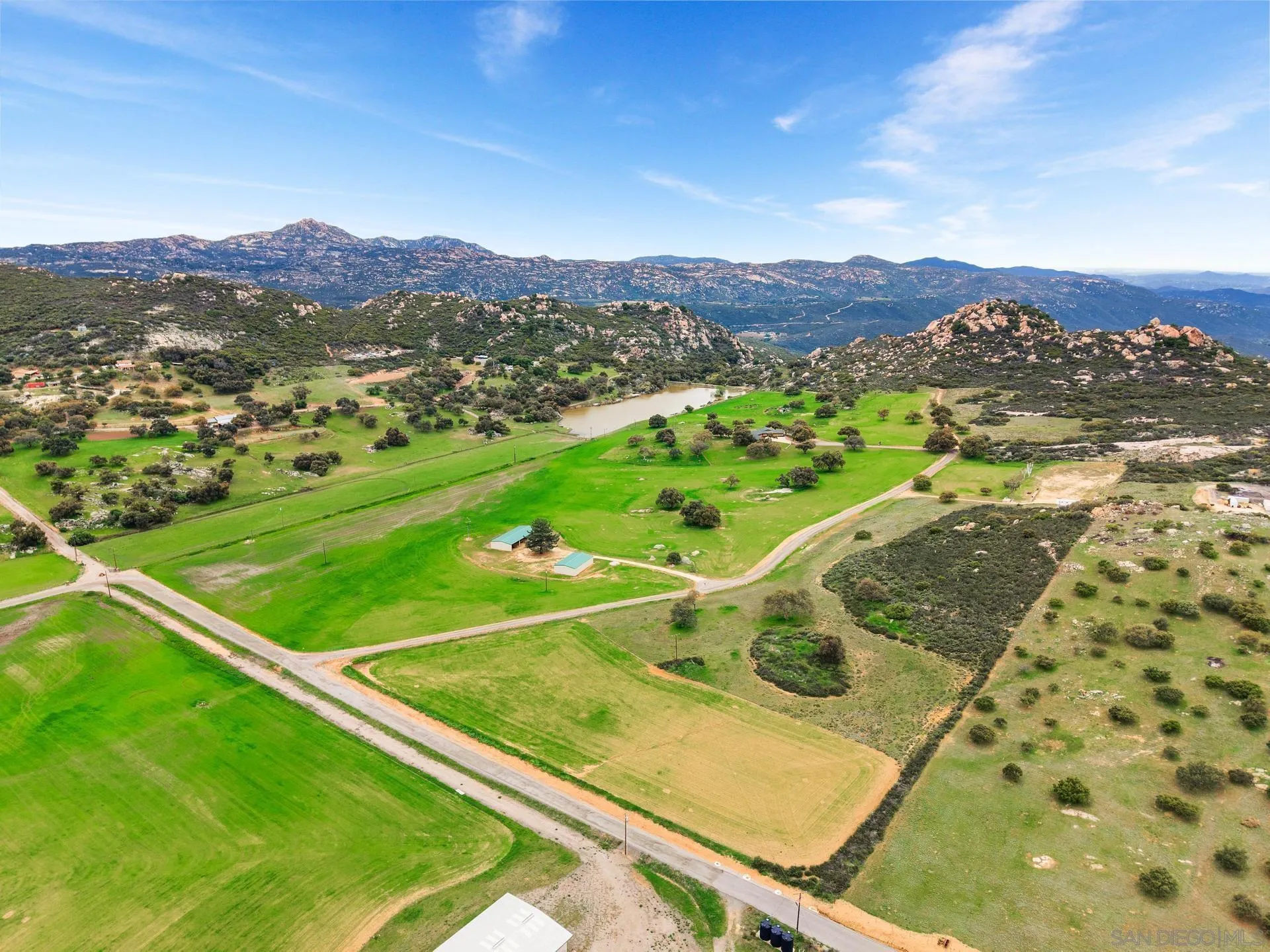 Alpine, California 91901, United States, ,Residential,Active,5377