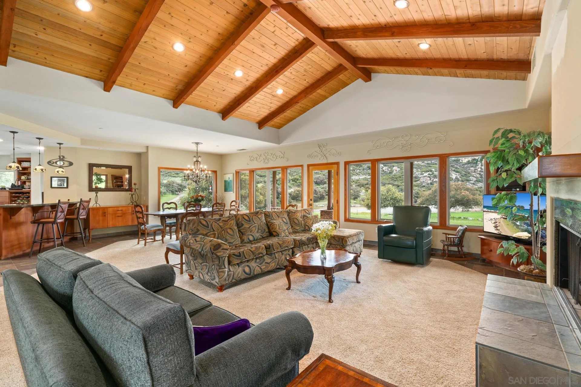 Alpine, California 91901, United States, ,Residential,Active,5377