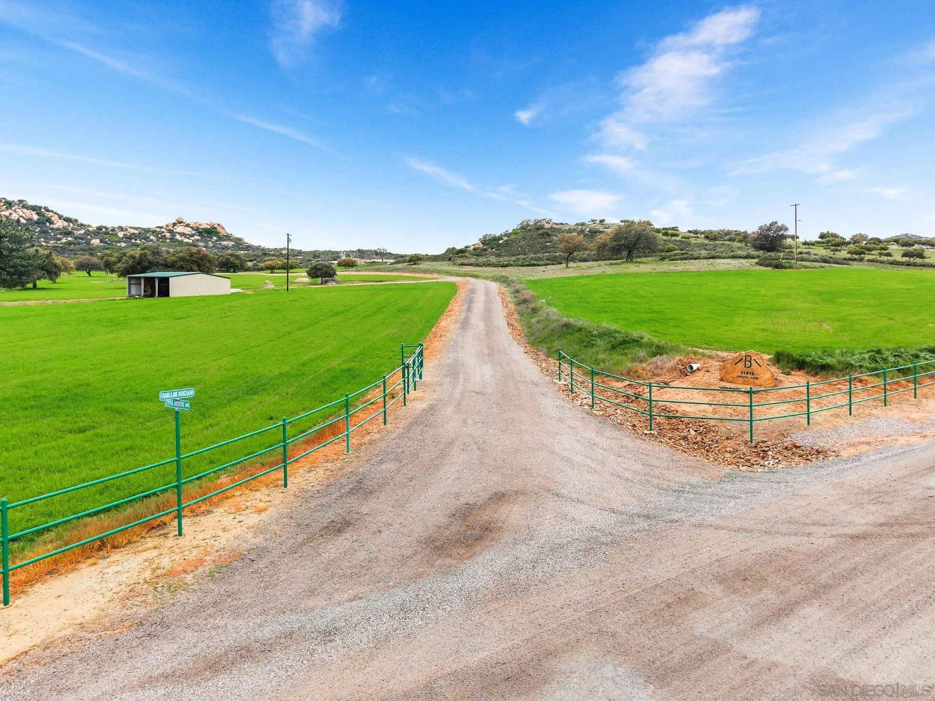 Alpine, California 91901, United States, ,Residential,Active,5377