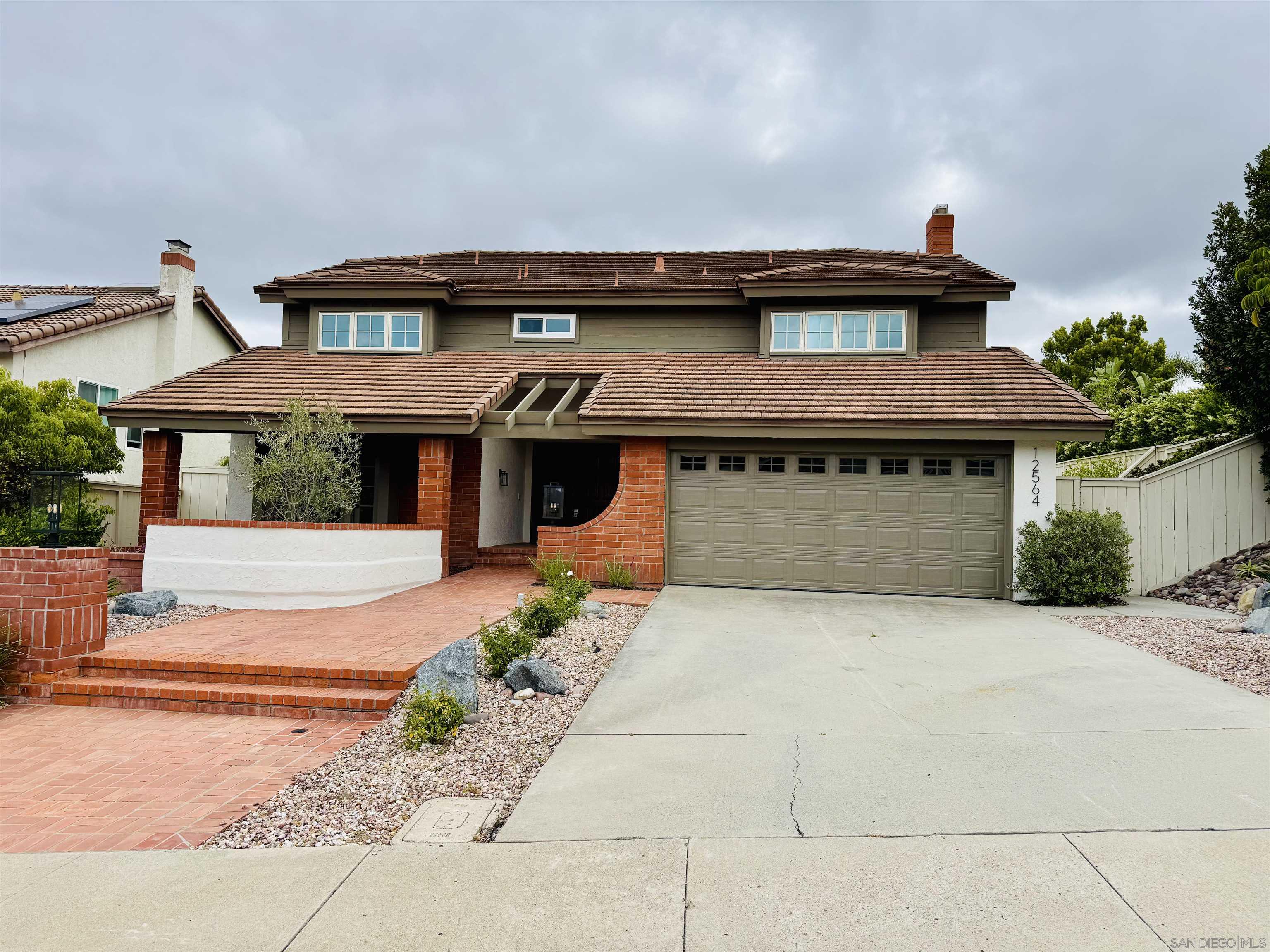 12564 Chetenham Ln