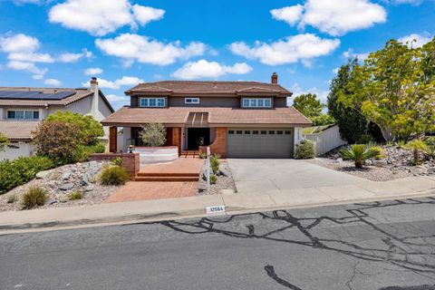 12564  Chetenham Ln San Diego CA 92128