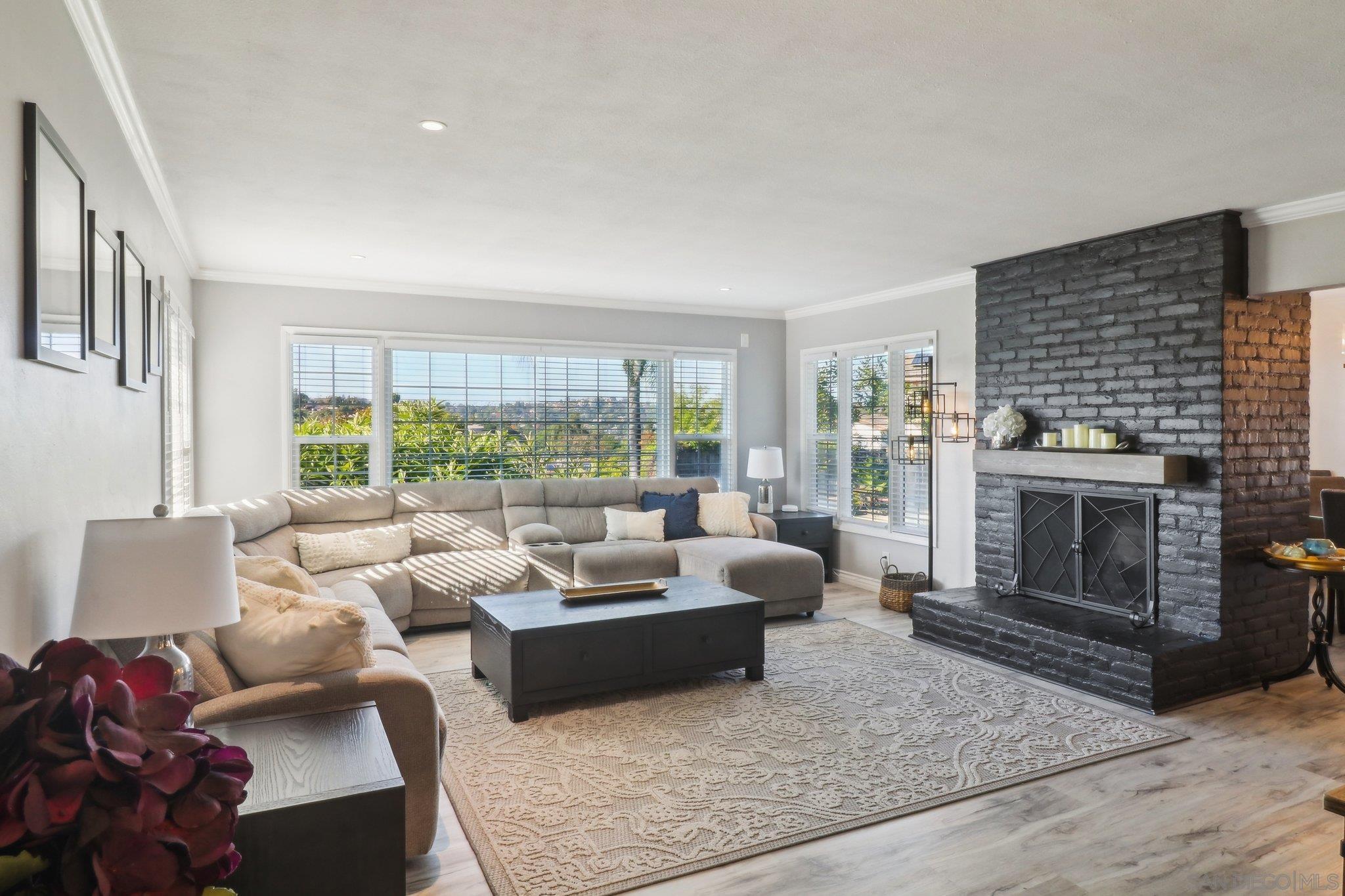 10420 Loma Rancho Dr