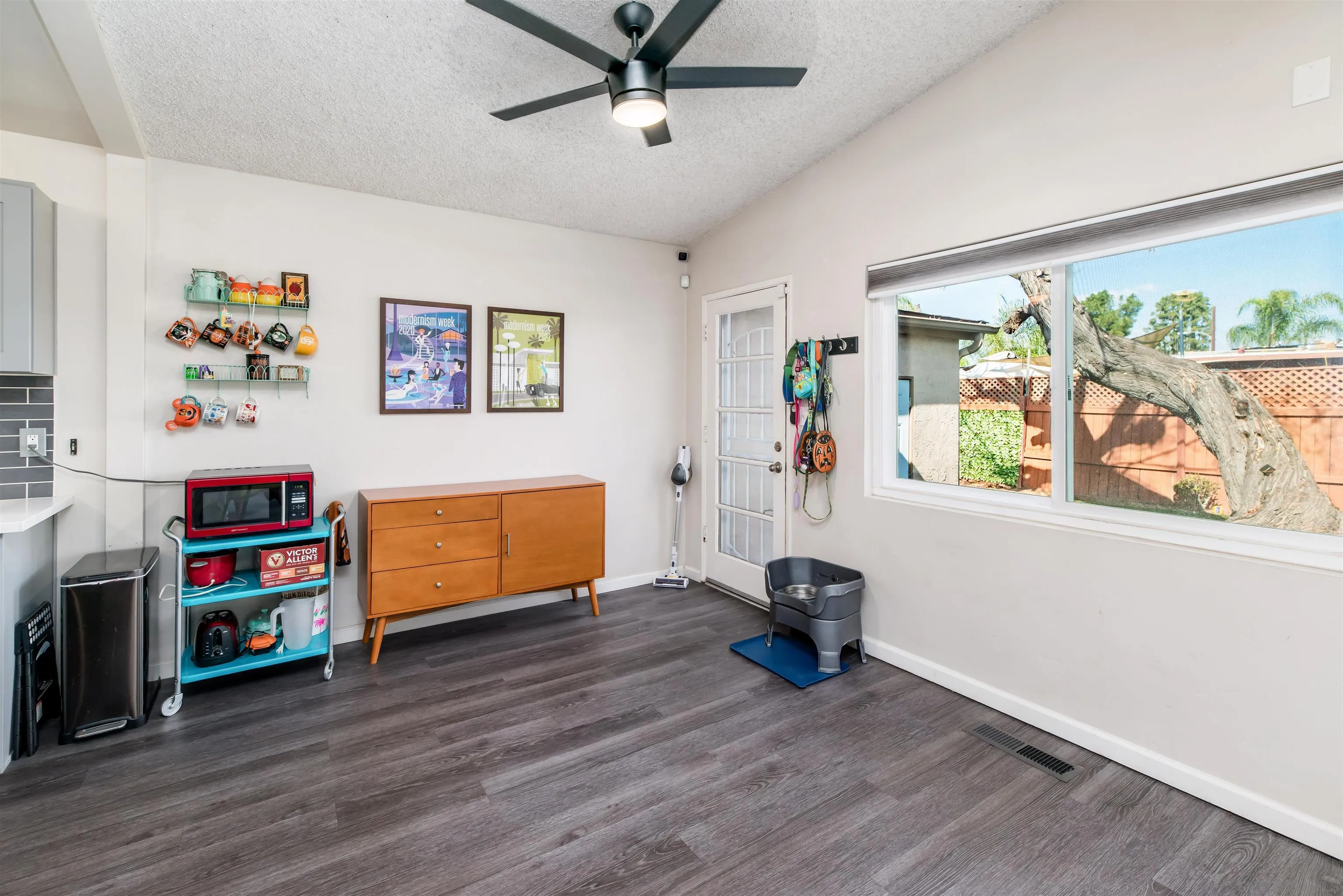 El Cajon, California 92021, United States, 4 Bedrooms Bedrooms, ,2 BathroomsBathrooms,Residential,Active,2614