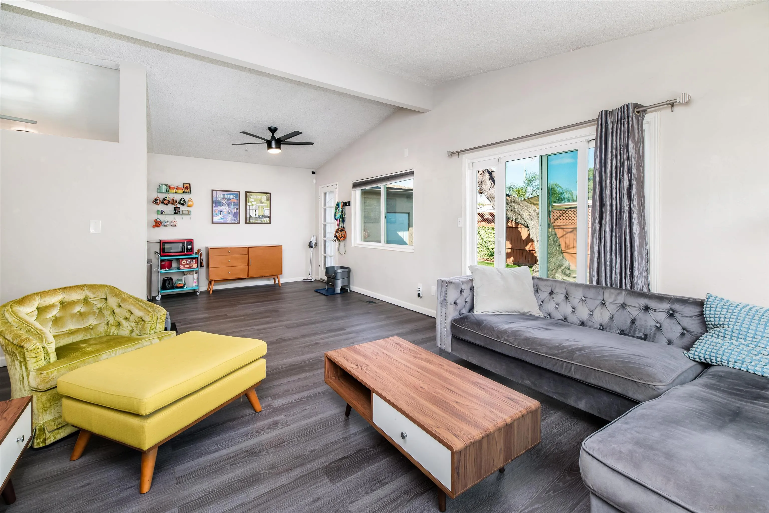 El Cajon, California 92021, United States, 4 Bedrooms Bedrooms, ,2 BathroomsBathrooms,Residential,Active,2614