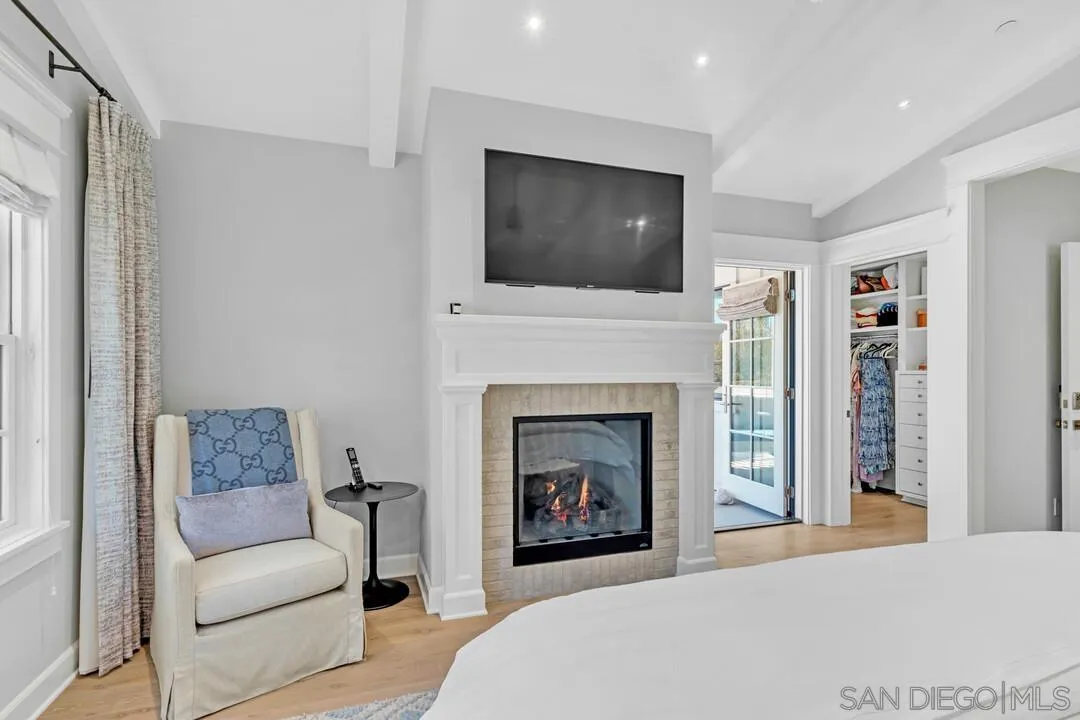 Coronado, California 92118, United States, 5 Bedrooms Bedrooms, ,5 BathroomsBathrooms,Residential,Pending,88080