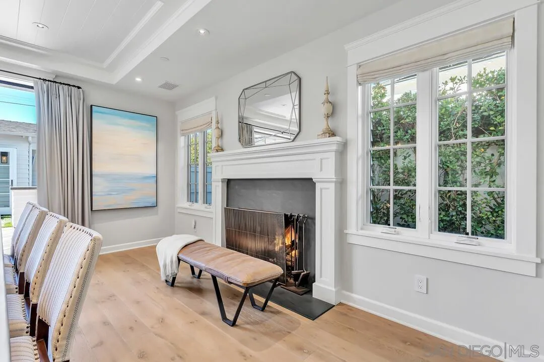 Coronado, California 92118, United States, 5 Bedrooms Bedrooms, ,5 BathroomsBathrooms,Residential,Pending,88080