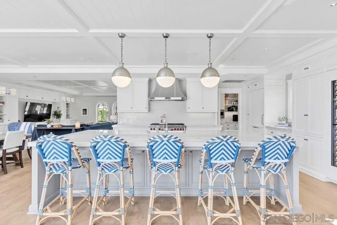 Coronado, California 92118, United States, 5 Bedrooms Bedrooms, ,5 BathroomsBathrooms,Residential,Pending,88080