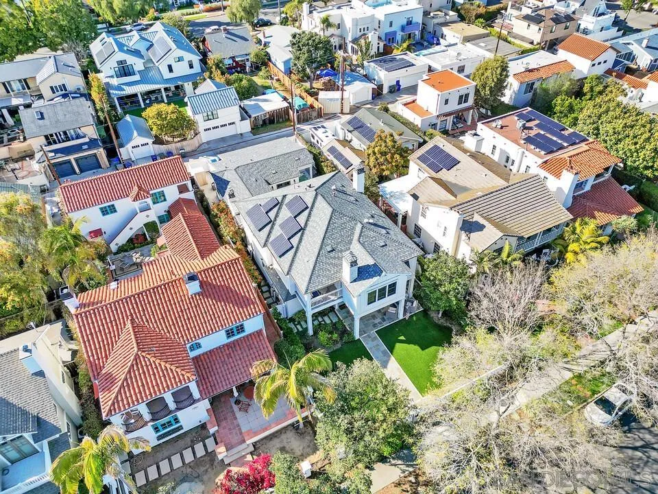 Coronado, California 92118, United States, 5 Bedrooms Bedrooms, ,5 BathroomsBathrooms,Residential,Pending,88080