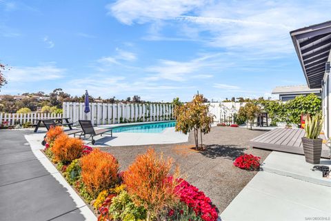 2702  Ridge View Dr San Diego CA 92105