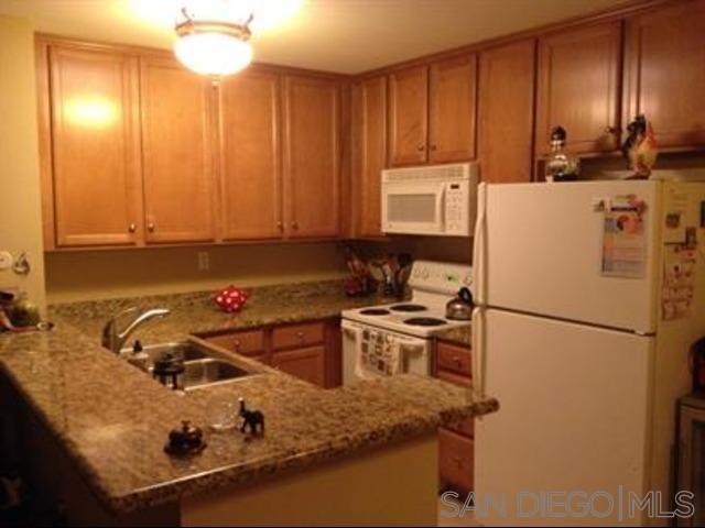 3454 Castle Glen Dr 216