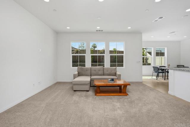 3041 Linwood Street
