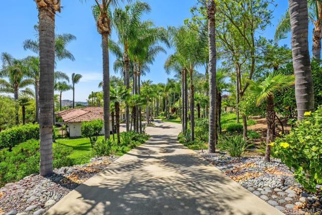 9 Rolling View Lane