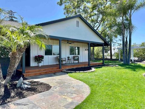 2037 Catalina Avenue Vista CA 92084
