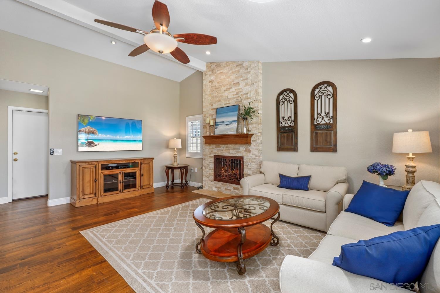 1403 Stoneridge Cir