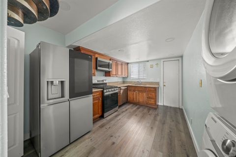 368  Vance St  3-C Chula Vista CA 91910