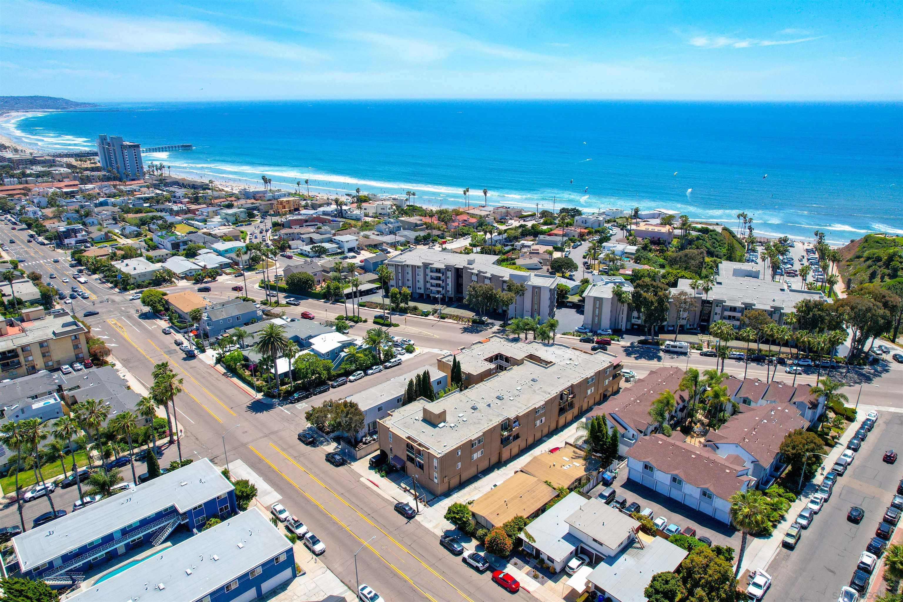 5051 La Jolla Blvd 106