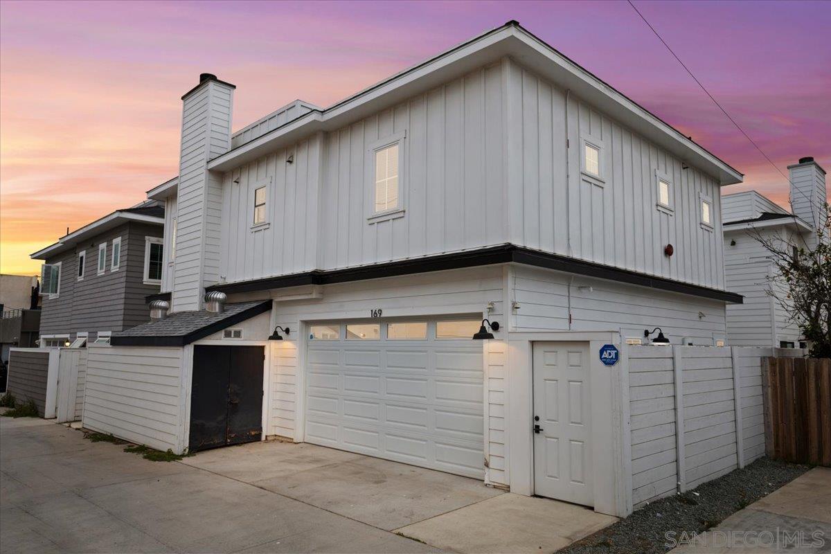 169 Donax Ave