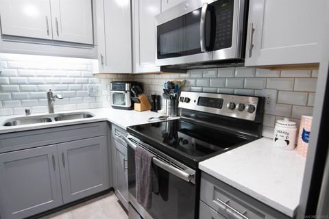 10507  Caminito Rimini San Diego CA 92129
