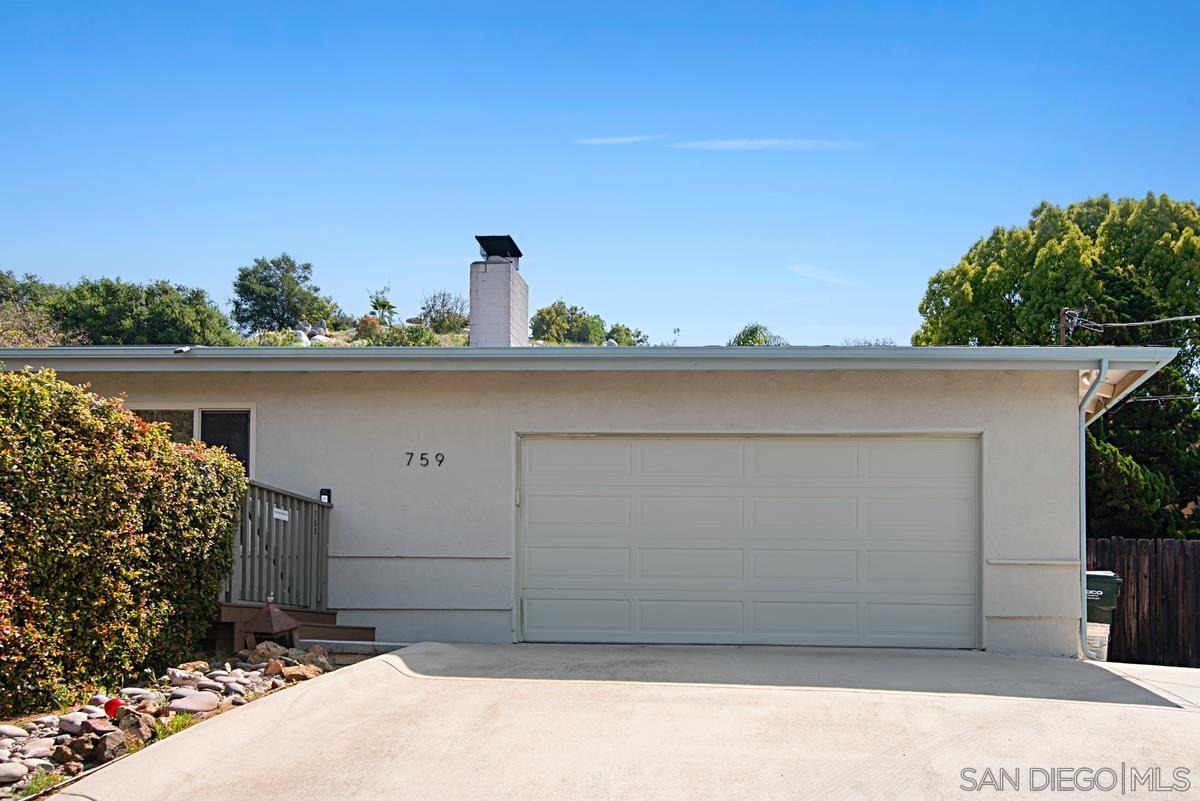 759 Via Flora Rd